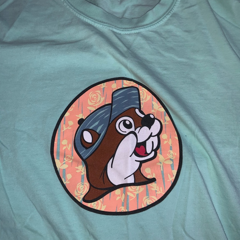 Happy camper buc-ees tee